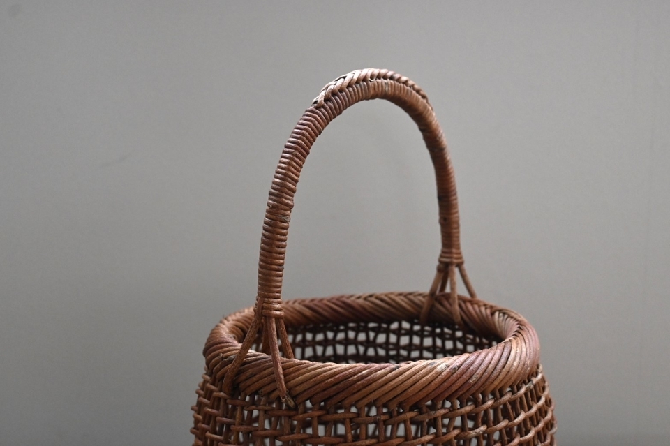 あけび こだし編 かご あけびの細目こだし編み丸かご - ウェブショップ