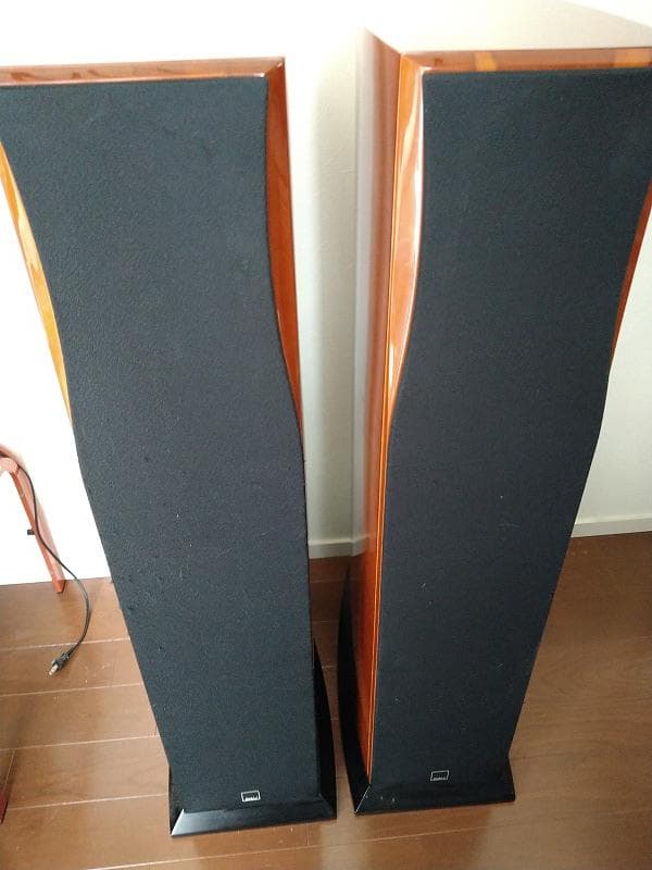 HIRO　DALI HELICON 400 スピーカー１組 HIRO DALI HELICON 400 スピーカー1組 HIRO DALI HELICON 400